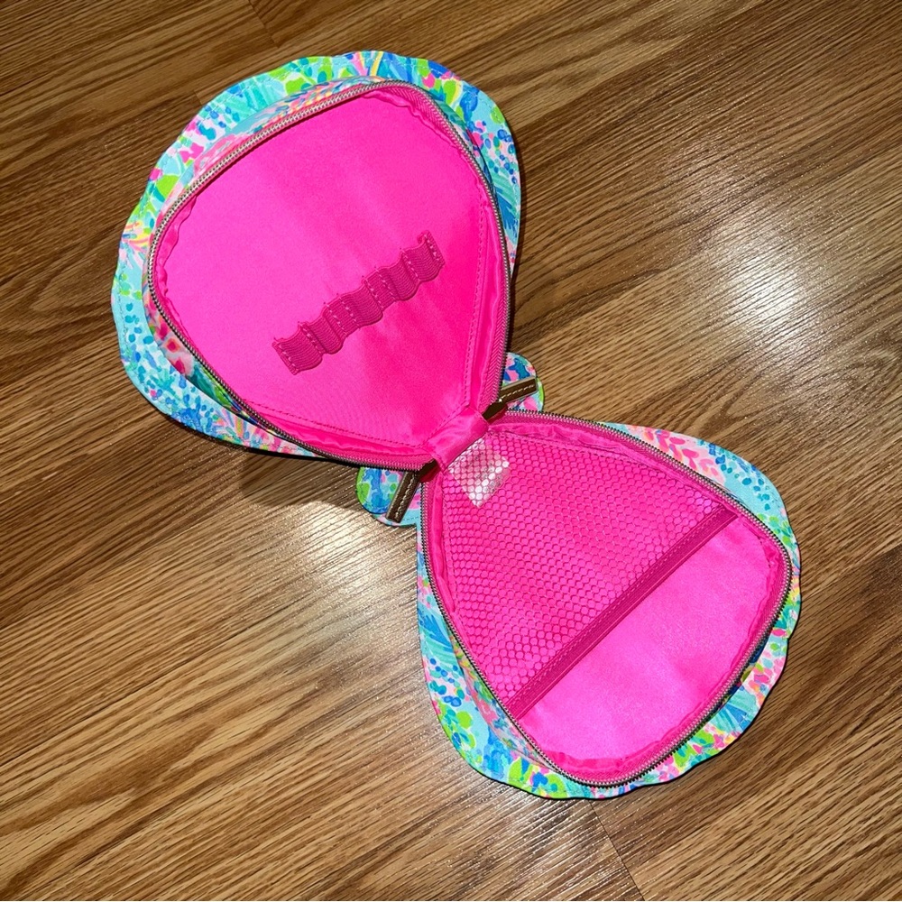 Lilly Pulitzer Shell-Shaped Makeup Case - Picture 3 of 5